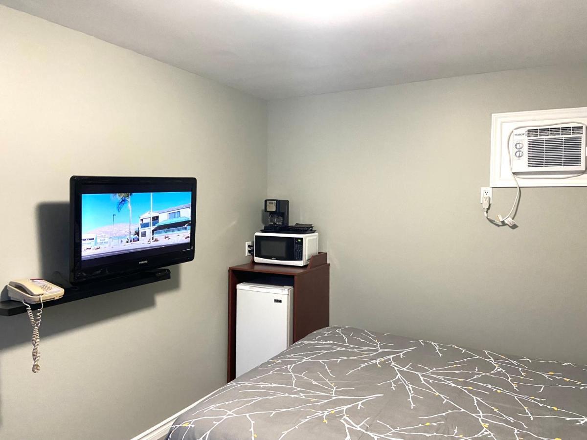Lakeshore Suites Норт Бей Екстериор снимка