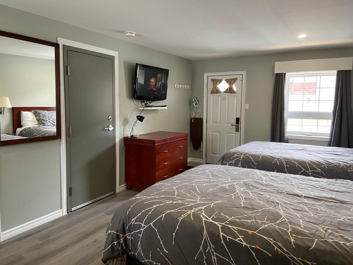 Lakeshore Suites Норт Бей Екстериор снимка