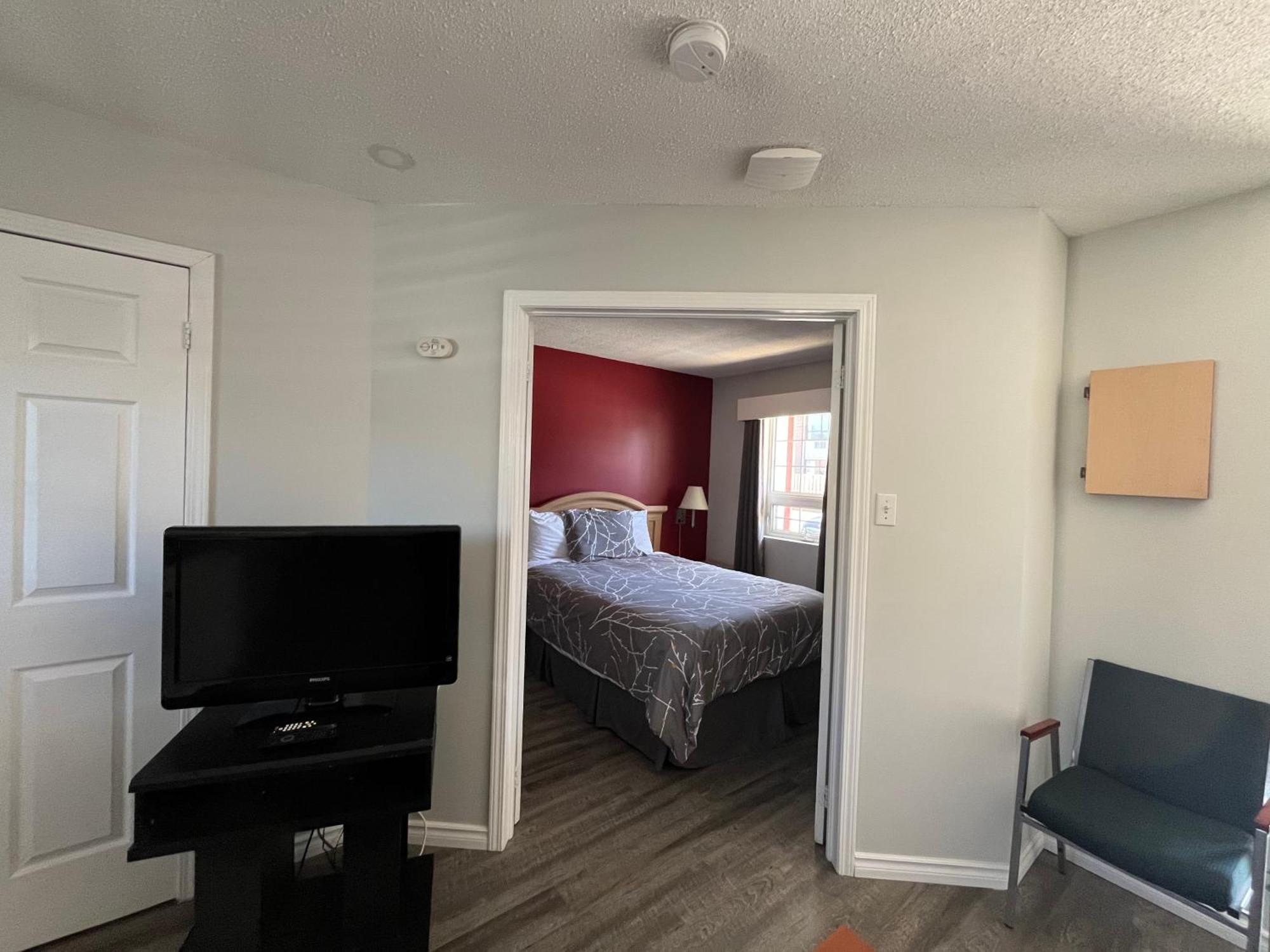 Lakeshore Suites Норт Бей Екстериор снимка